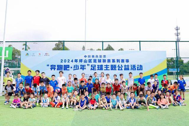 斯基拉：凯西对重返意甲持开放态度，球员已被推荐至尤文和罗马